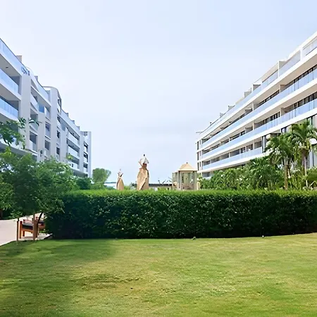 Lujo, Vista Al Mar Y Salida Directa A La Playa *