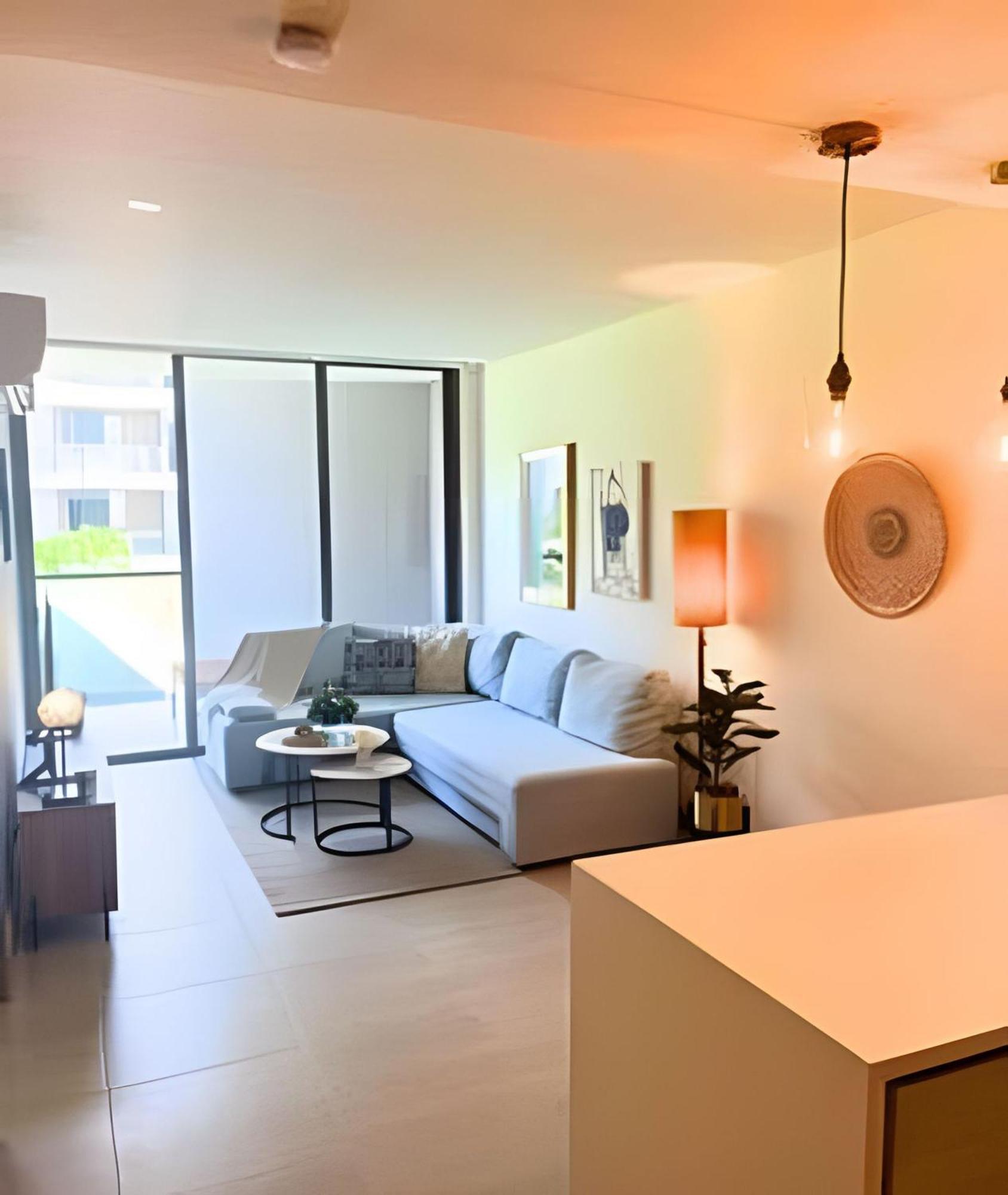 Lujo, Vista Al Mar Y Salida Directa A La Playa *